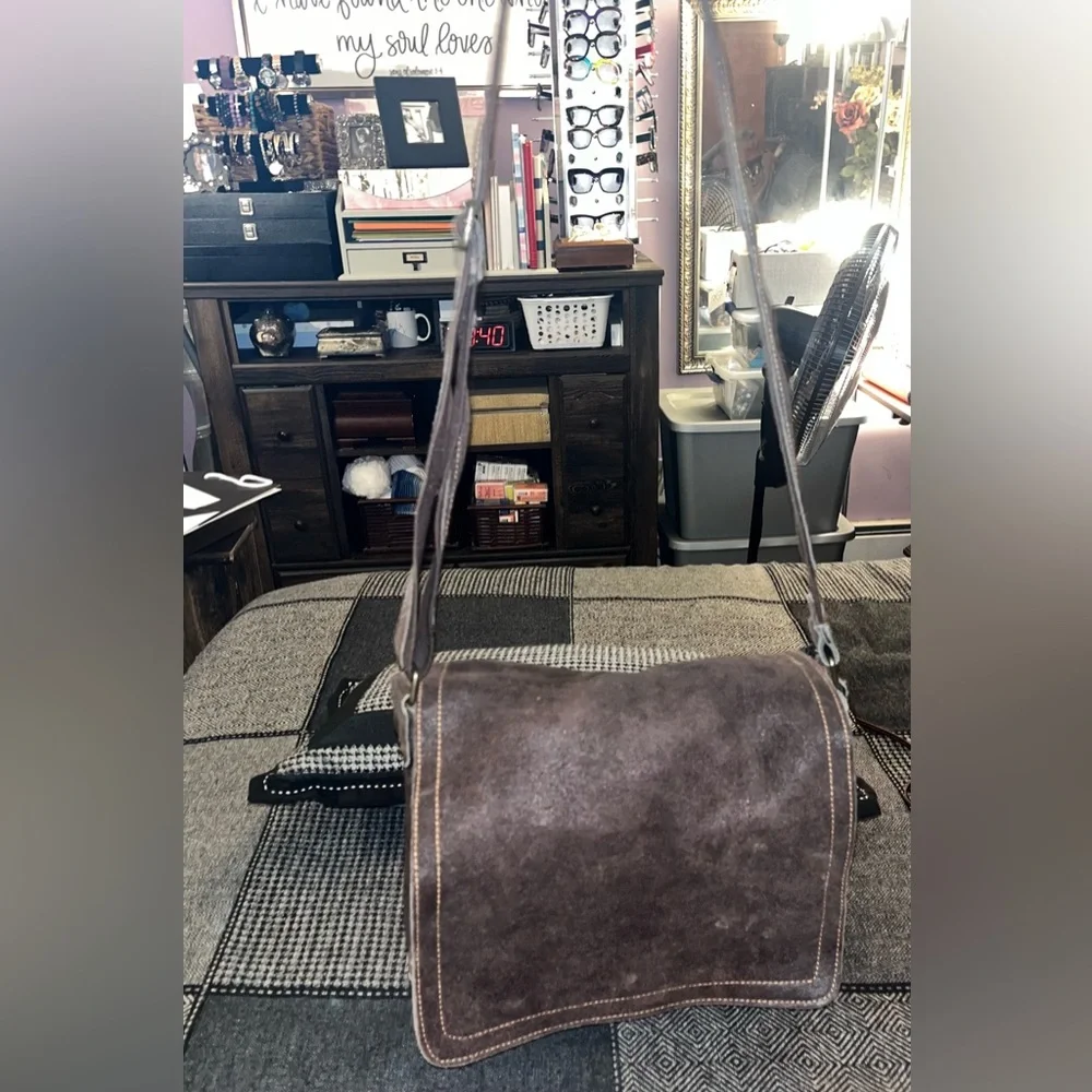 🍫 GUC distressed leather / suede unisex messenger bag rows of pockets 💼 🤩 - Picture 2 of 11